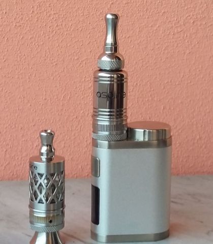 Mega Nautilus acciaio.jpg