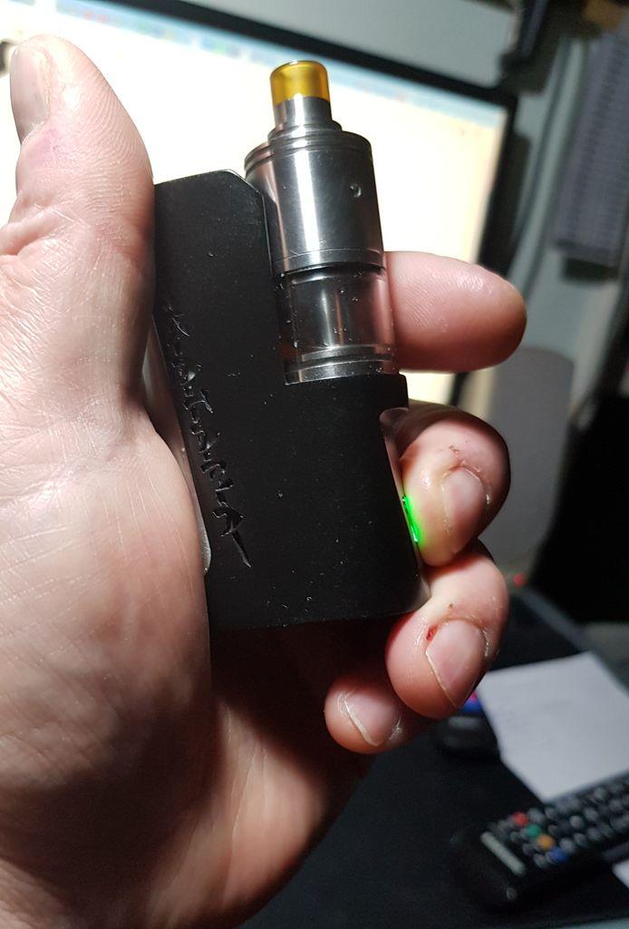 liquido sigaretta elettronica 1 litro Box a scomparsa per penodat - Acquisti: consigli, spedizioni